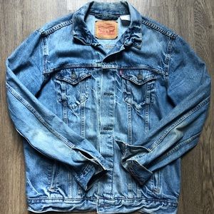 Levi Stonewashed Jean Jacket